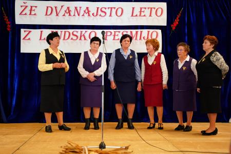 25.2.2024_ljudski pevci in godci trebelno_FOTO_studioPraprotKa95